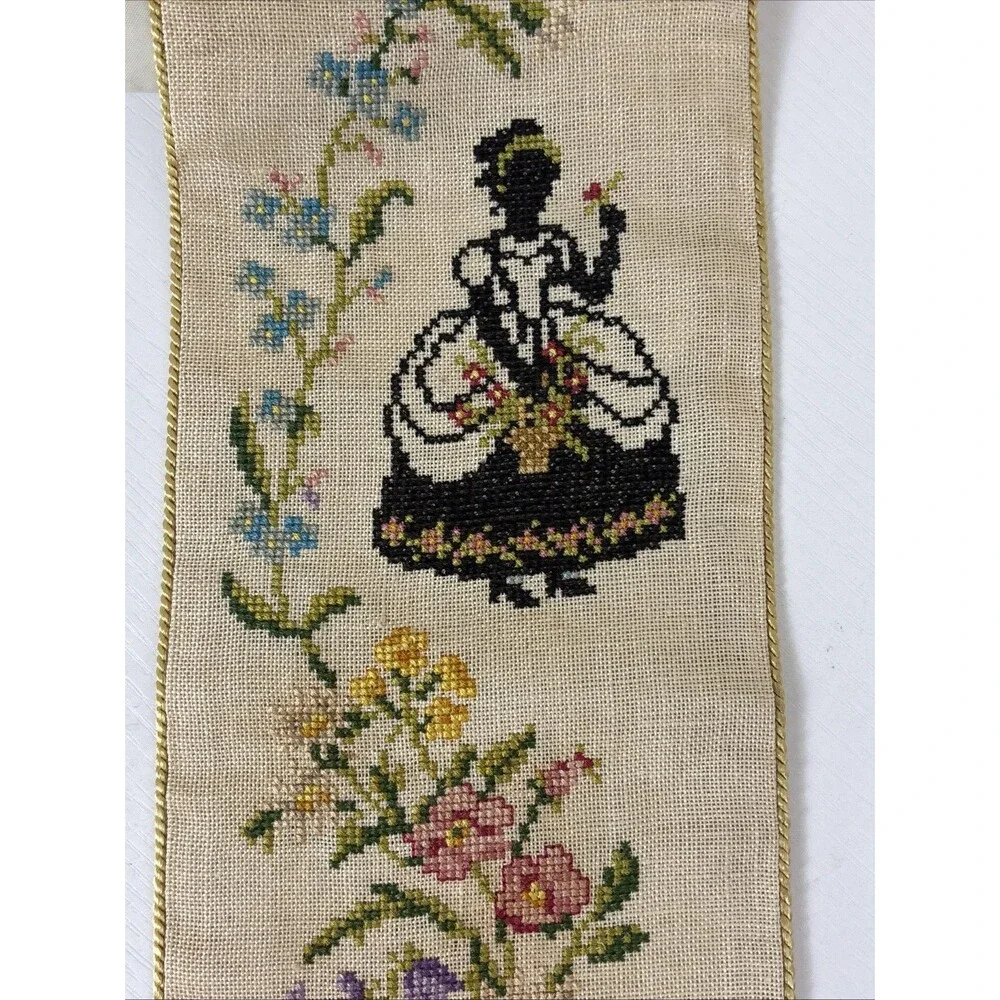 VTG Bell Pull Cross-Stitch Needlepoint Fabric Victorian Colonial Floral Couples